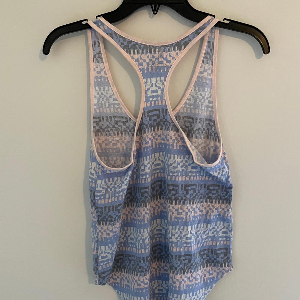 Pacsun Razorback Tank - Picture 2 of 4